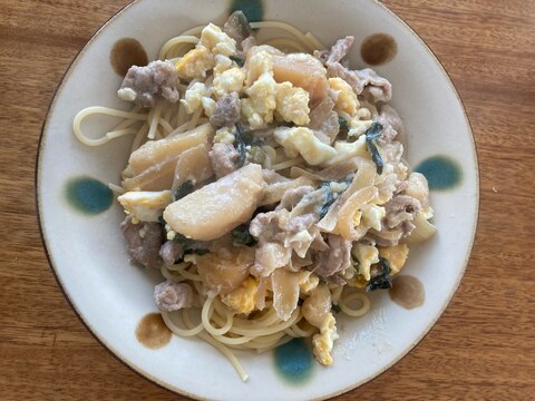 肉じゃがリメイク★クリームパスタ